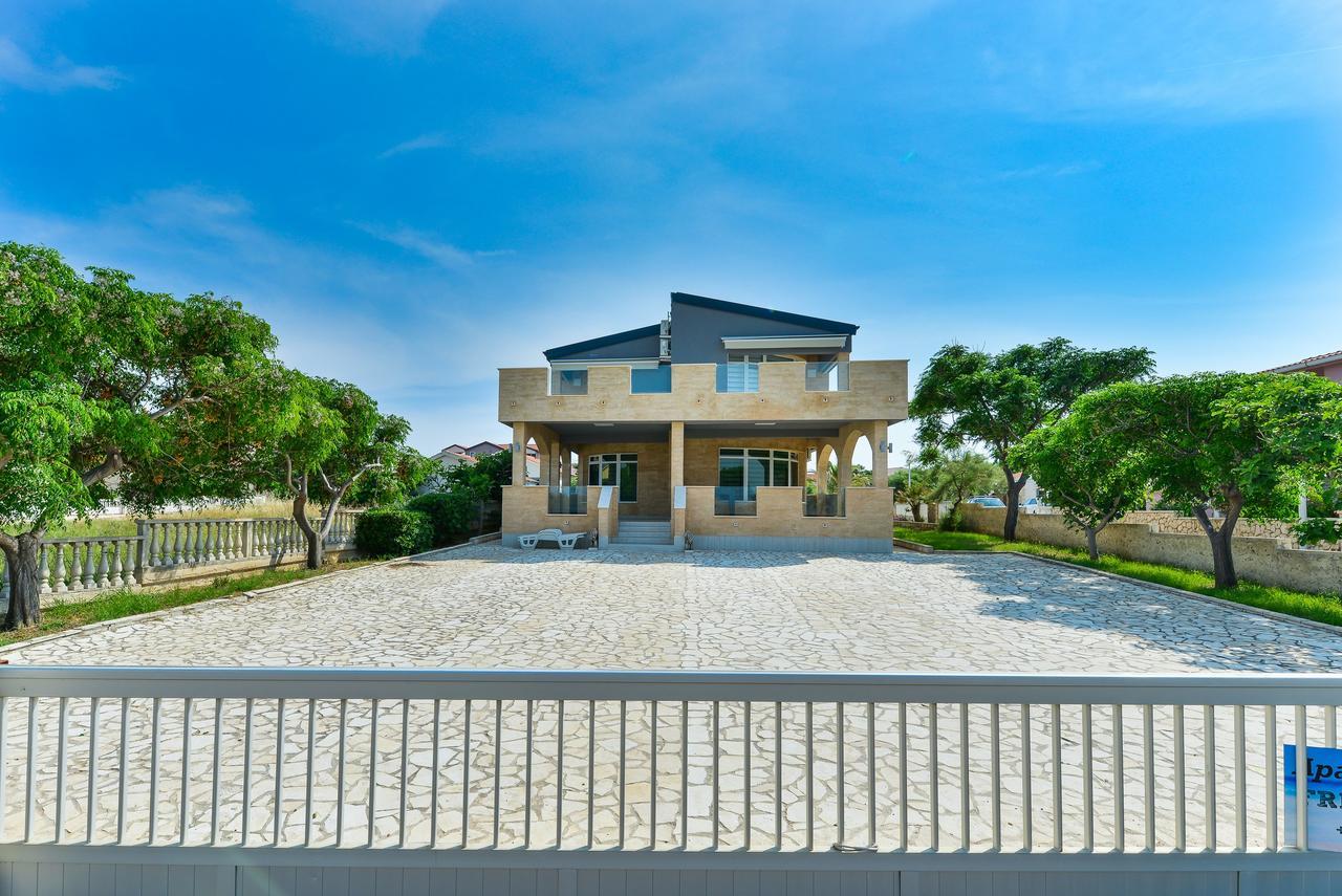 ויר Apartments Mavracic מראה חיצוני תמונה