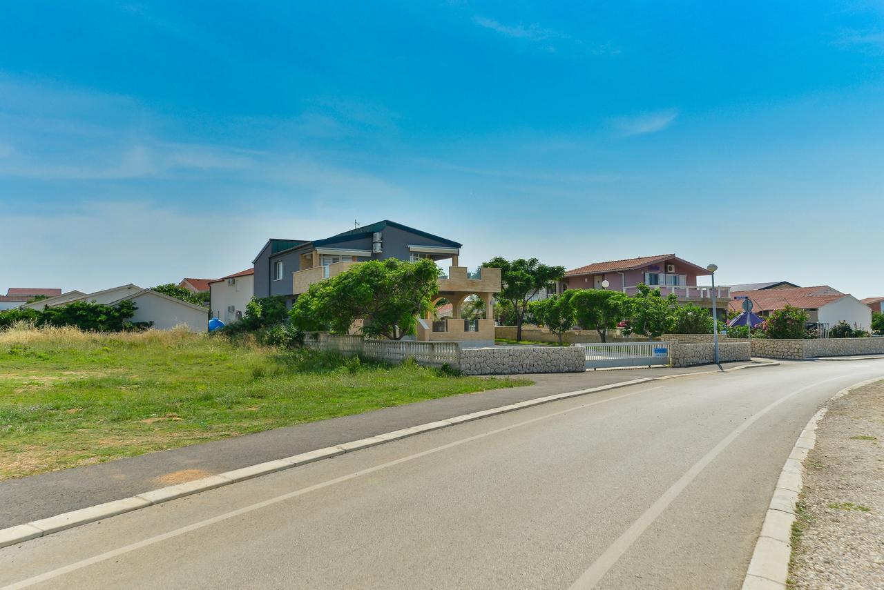 ויר Apartments Mavracic מראה חיצוני תמונה