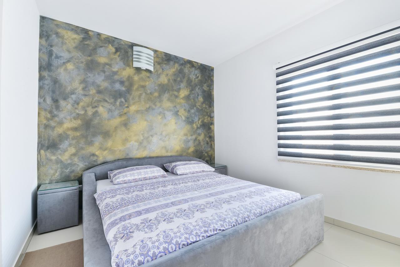 ויר Apartments Mavracic מראה חיצוני תמונה