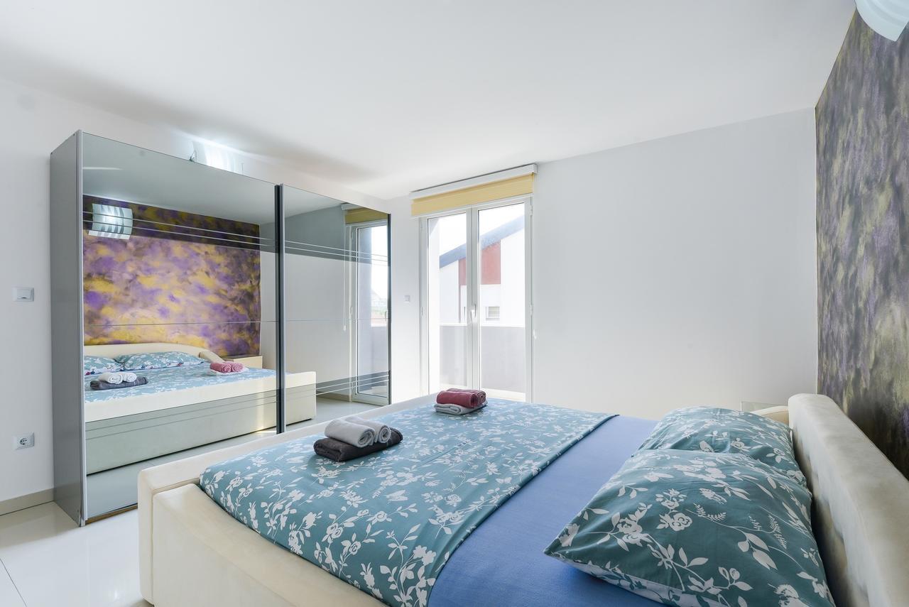 ויר Apartments Mavracic מראה חיצוני תמונה